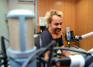 Tem ondas novas no ar: a difusão da música mato-grossense pela rádio pública Felipe Malvezzi