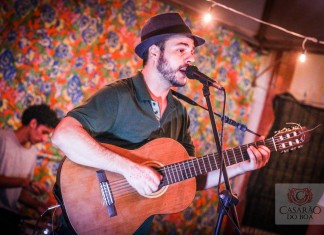Noite ‘brazuca’ tem shows da Cão Latino e Juliane Grisólia no Bar do Bigode