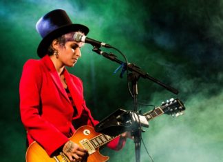 Novo disco e clipe estão na bagagem de Theo Charbel rumo à maior cidade do país