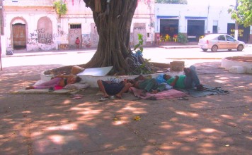Comunidade nômade no front da vida: a população em situação de rua em Cuiabá