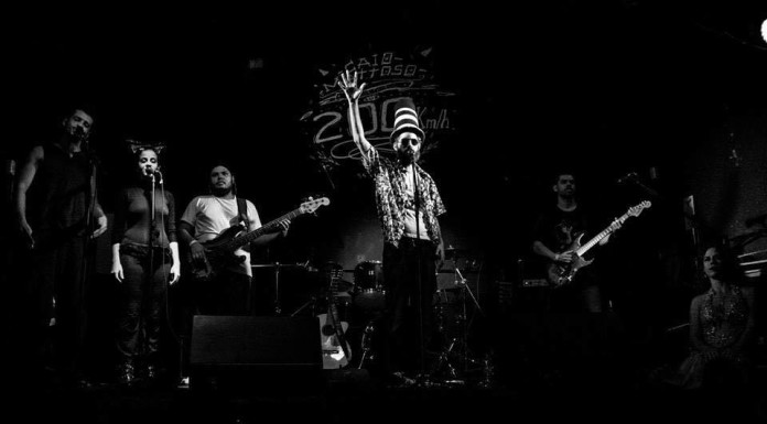 Crítica de um poeta sobre o desConcerto de Caio Mattoso