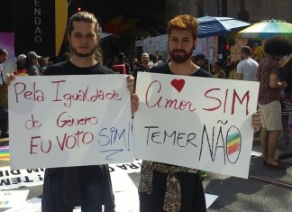 NUNCA VI TINTA CAUSAR TANTO ÓDIO