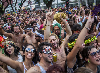 Roteiro: Esquentando pro Carnaval!