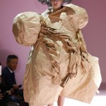 050317-comme-des-garcons-oi-201718-07-400×600