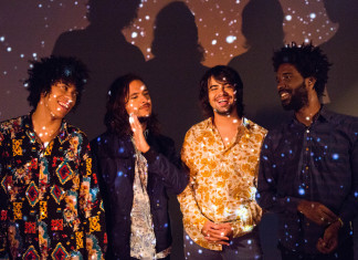 Uma tarde com Boogarins