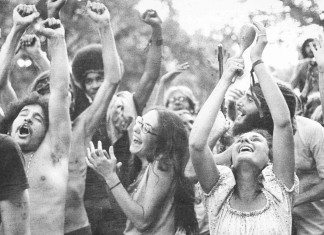 Roteiro: Festival em memória ao Woodstock, teatro e muita música!