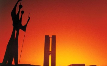 A trama dos poderes: drama ou apocalipse?