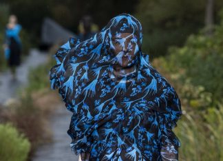 A vanguarda inteligente e consciente da moda de Marine Serre