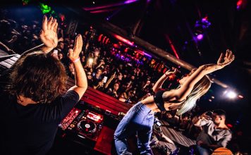 Roteiro: Lee Foss e Anabel desembarcam na Hellcity!