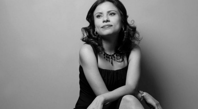 Tecendo narrativas com Carola Saavedra