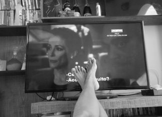 Roteiro da quarentena: rolando de live em live