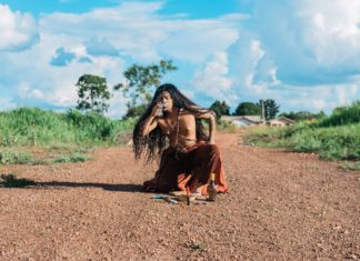 Espetáculo denuncia intolerância contra religião de matriz africana