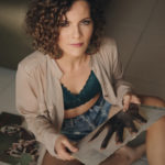 A escritora Larissa Campos
